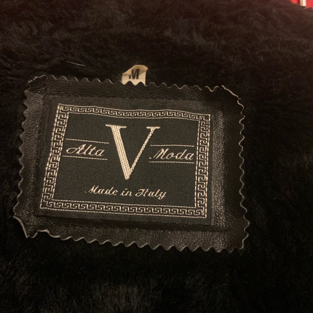 Medium men’s jacket never been used